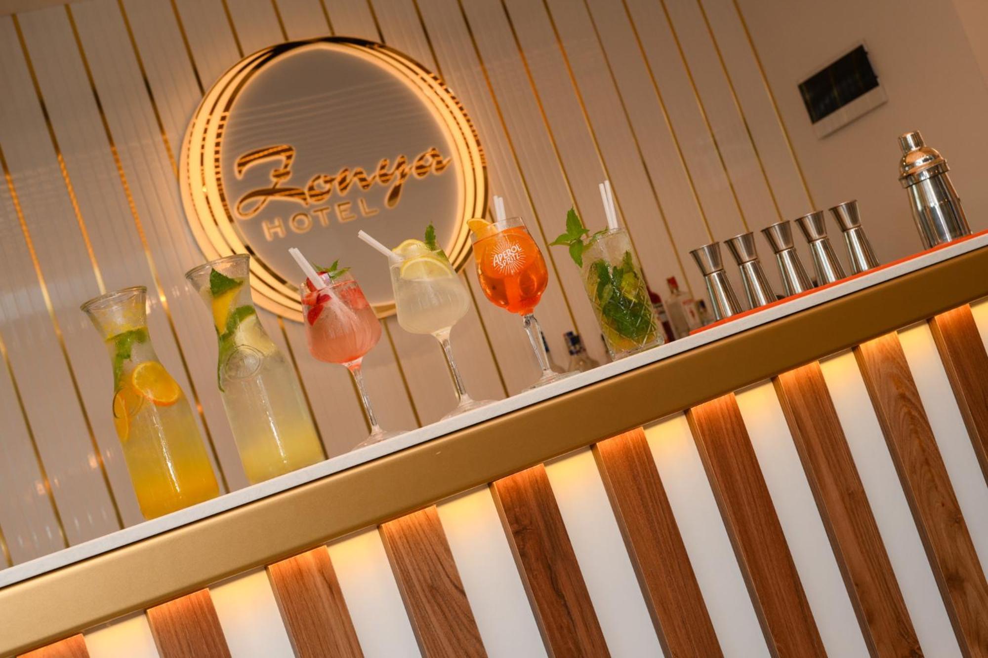 Hotel Zonya サニービーチ エクステリア 写真